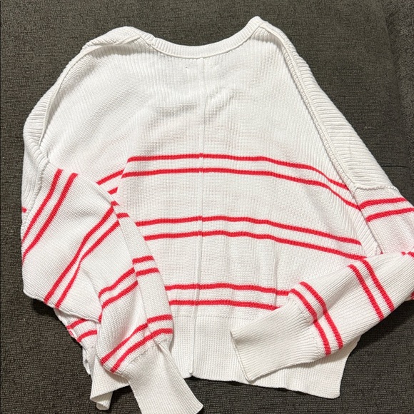 aerie sweater! - Picture 3 of 3